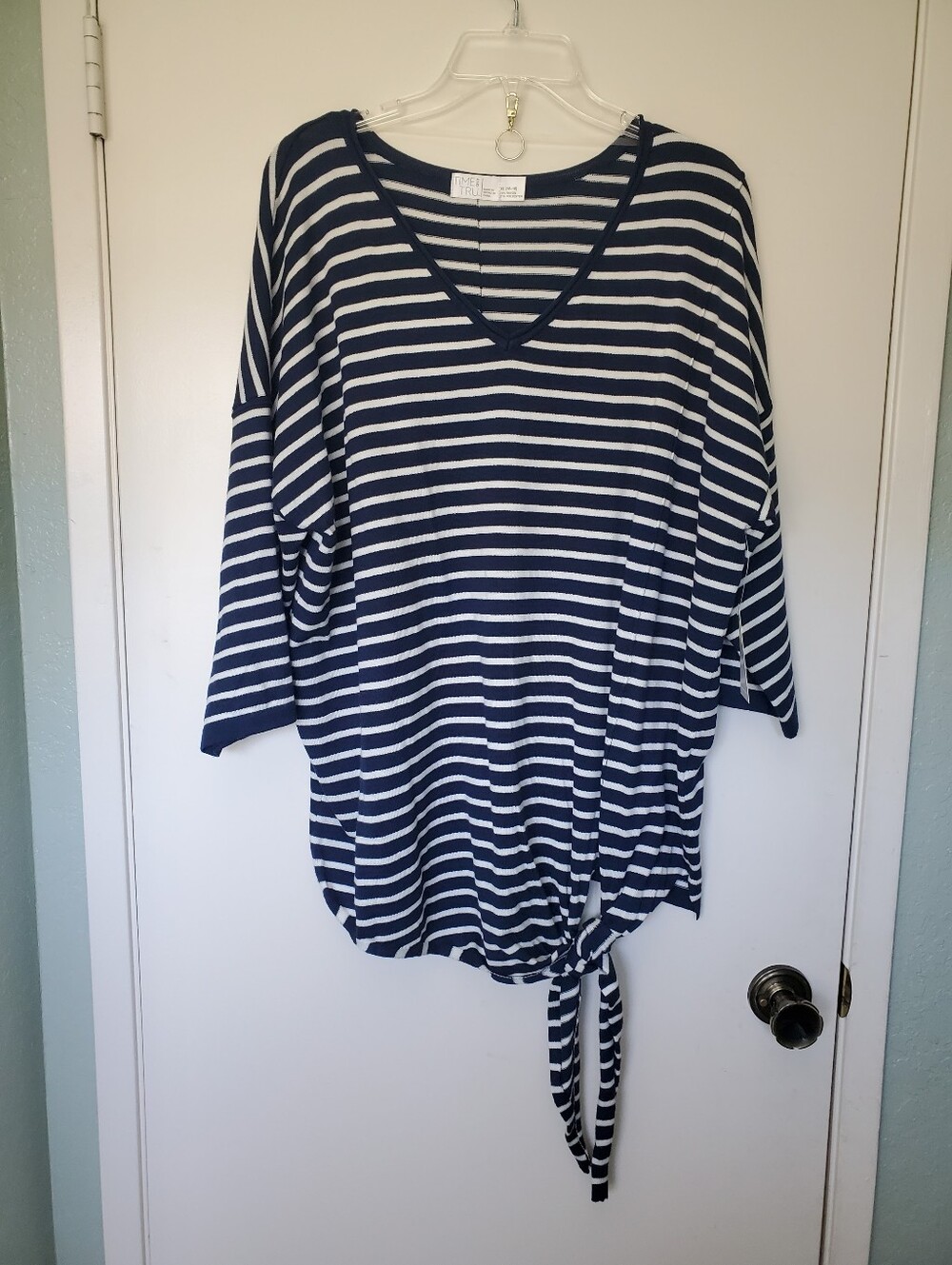 Time and Tru Womans V-Neck Knit Classic Breton Striped Tie Front Top 16-18 NWT